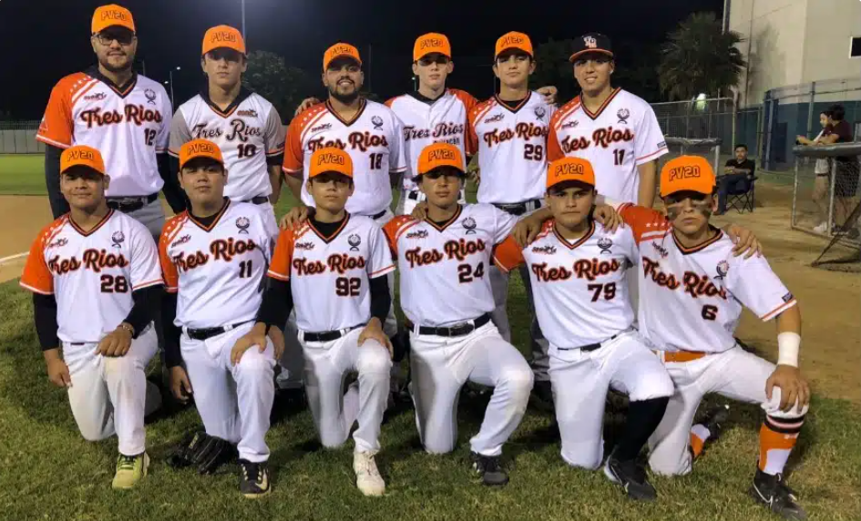 LIGA TRES RIOS DERROTA A LA HUMAYA Y CONTINUA INVICTO EN EL TORNEO